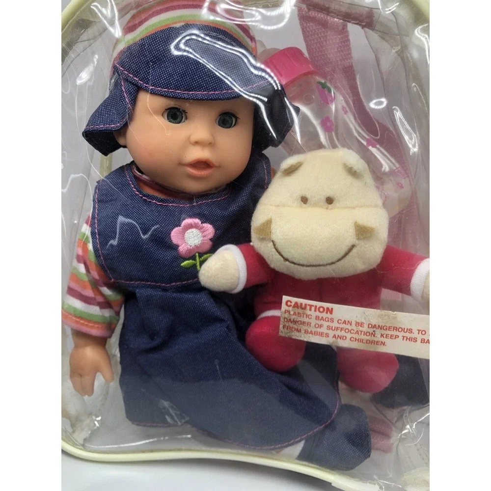 Blinking Baby Doll Plush Body Plastic Arms Legs head 12